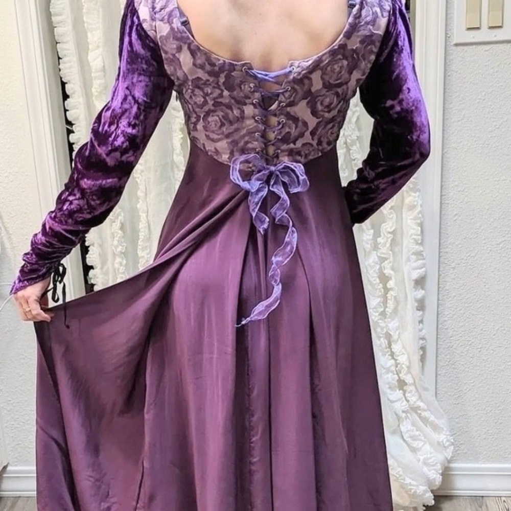 Vintage LINDA HARRIS Princess Dress Long Maxi Purple Silk Velvet - SMALL
